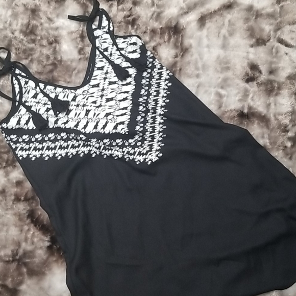 Xhilaration Dresses & Skirts - Black & White Sundress